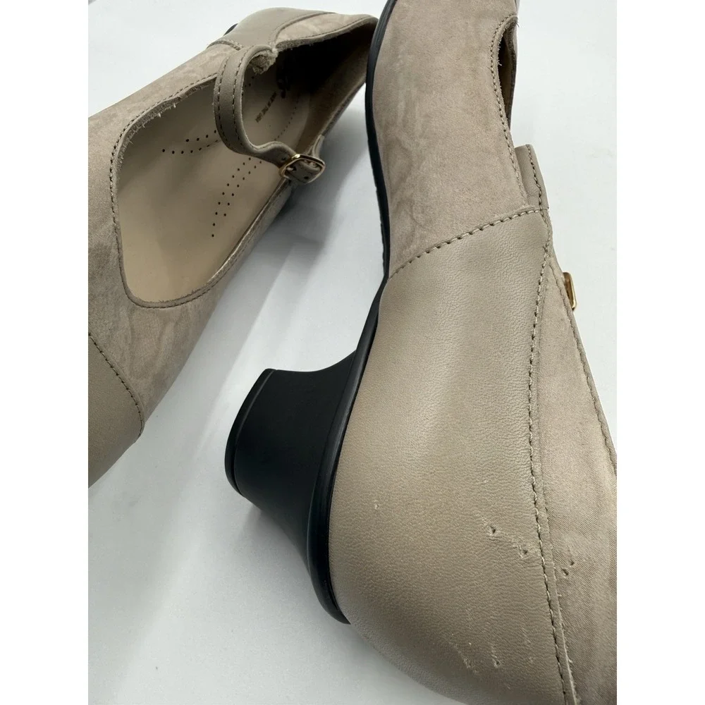 SAS Isabel Beige Snake Leather Shoes Mary Jane  Pumps Mid‎ Heel Buckle US Sz 9.5